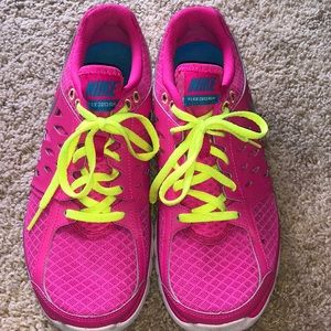 EUC Nike Flex 2013 Run Sneakers